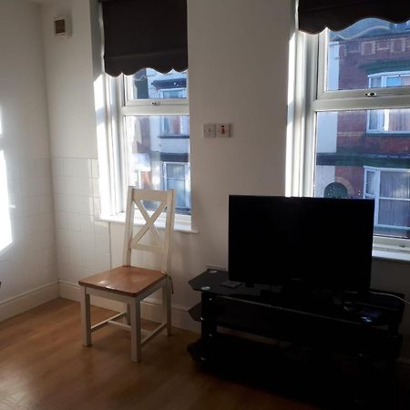 East Coast Apartments First Floor 2 Bed Apartment All Towels And Sheets Supplied Bridlington Esterno foto