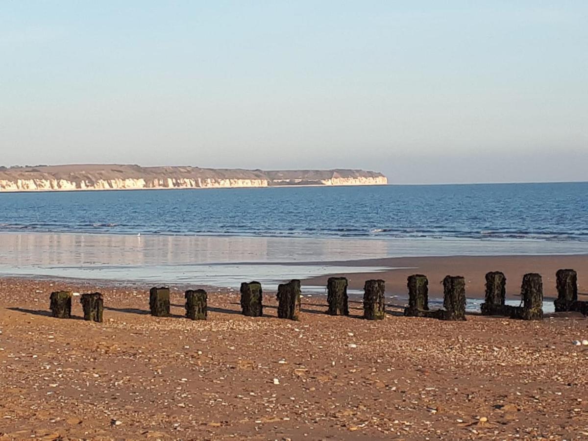 East Coast Apartments First Floor 2 Bed Apartment All Towels And Sheets Supplied Bridlington Esterno foto